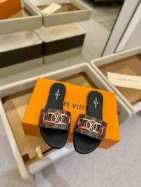 Picture of Louis Vuitton Slippers _SKULVsz35-42mnh0707546